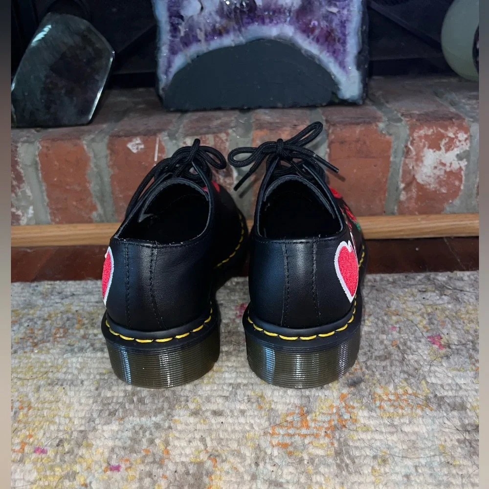 NWOT Dr. Martens Oxfords - Picture 4 of 6